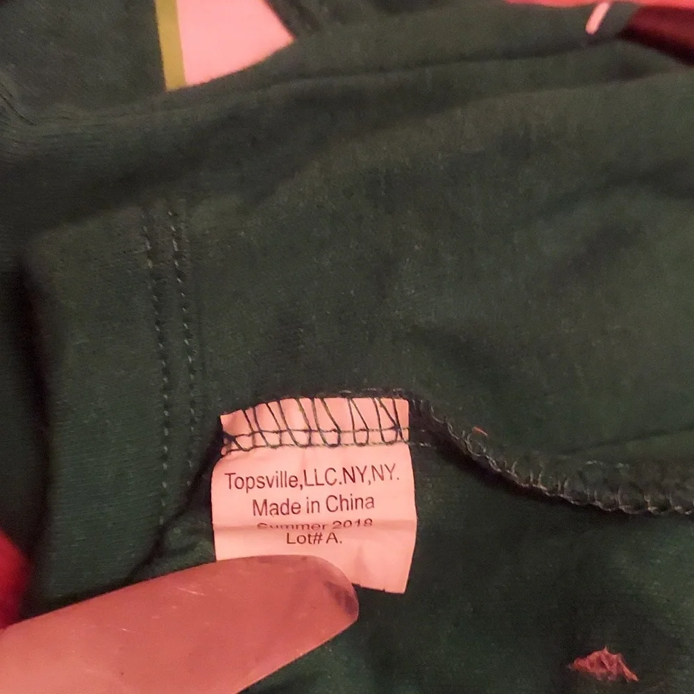 🎁 10/$25 St. Patrick's Day onesie, 12 months